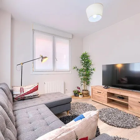 Апартаменты Urban Cruces By Next Stop Bilbao *