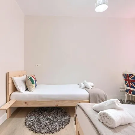 Urban Cruces By Next Stop Bilbao Μπαρακάλντο